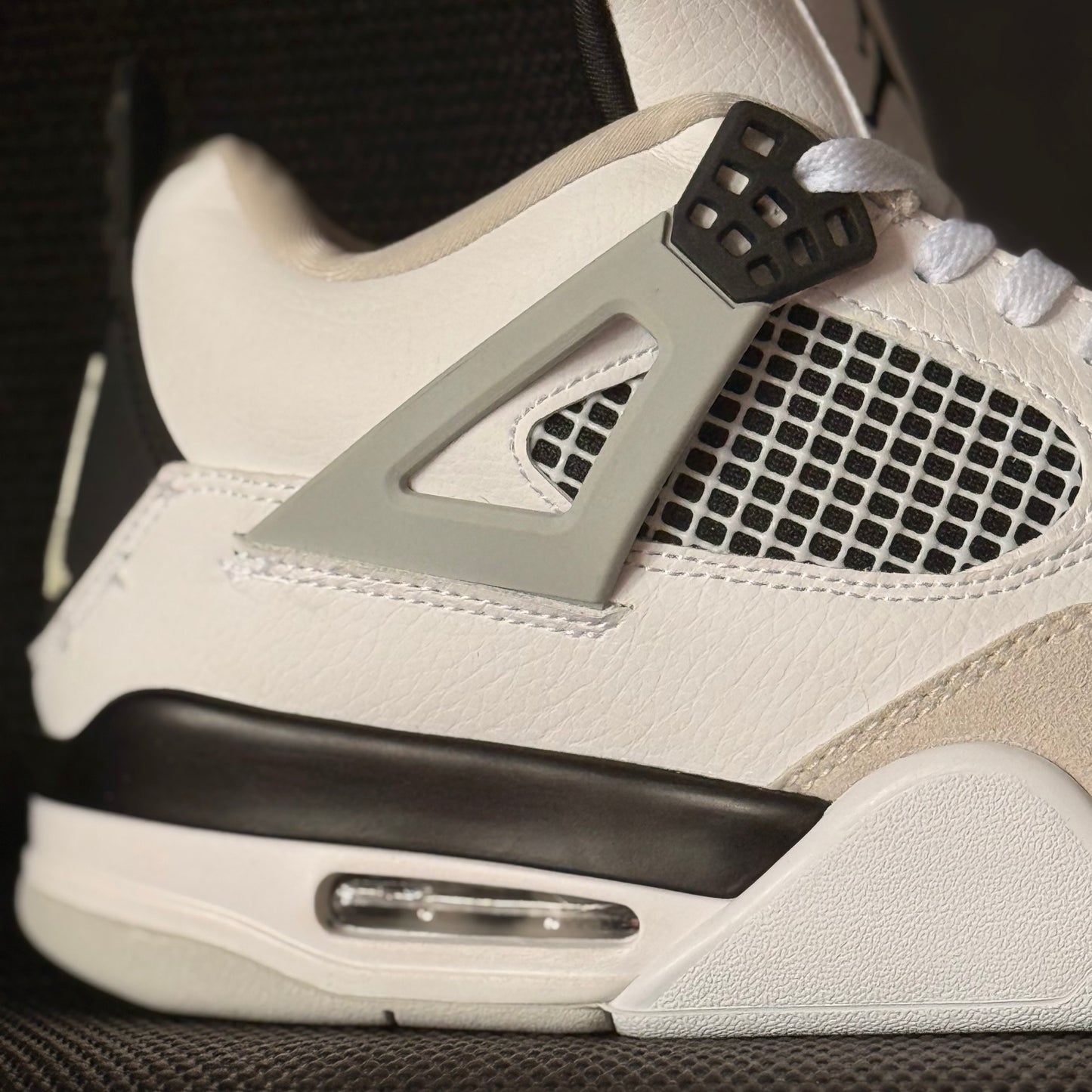 Air Jordan 4 Retro 'Military Black'