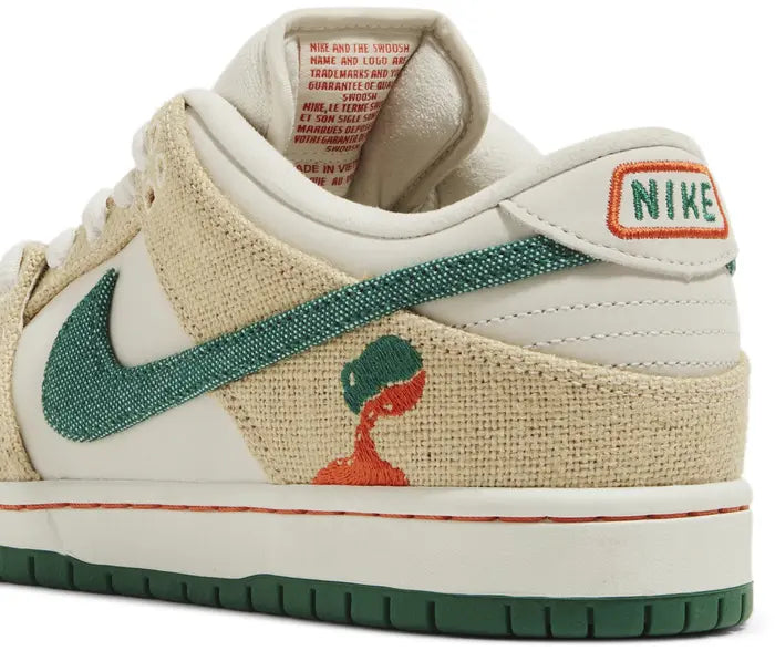 Nike Jarritos x Dunk Low SB