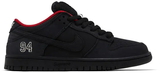 Nike Supreme x Dunk Low SB
'Black'