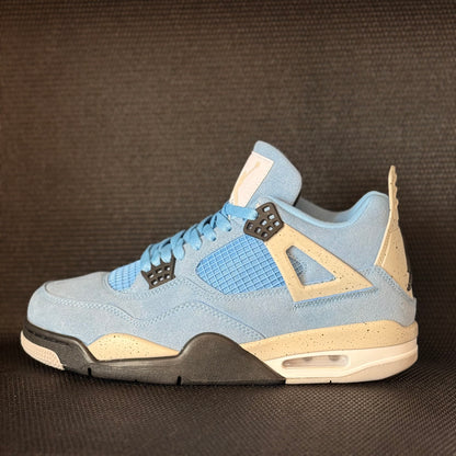 Air Jordan 4 Retro 'University Blue'