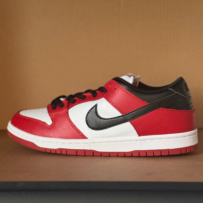 Nike Dunk Low “Chicago”