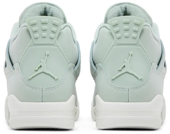 Wmns Air Jordan 4 Retro
'Abundance / Seafoam'
Air Jordan / Sneakers / Air Jordan