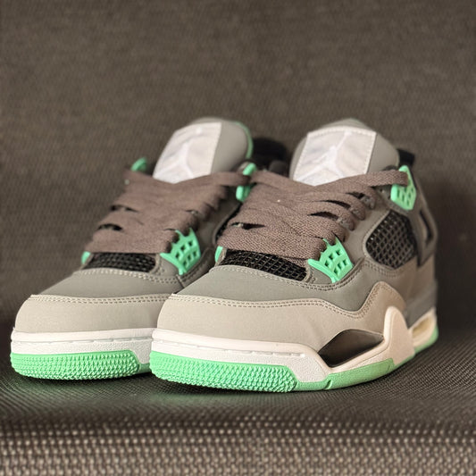 Air Jordan 4 “Green Glow”