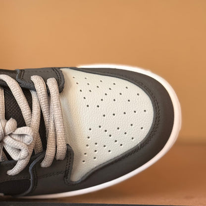 Nike Dunk Low “Black/Medium Grey”