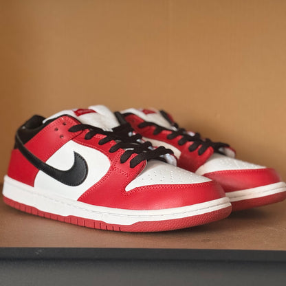 Nike Dunk Low “Chicago”