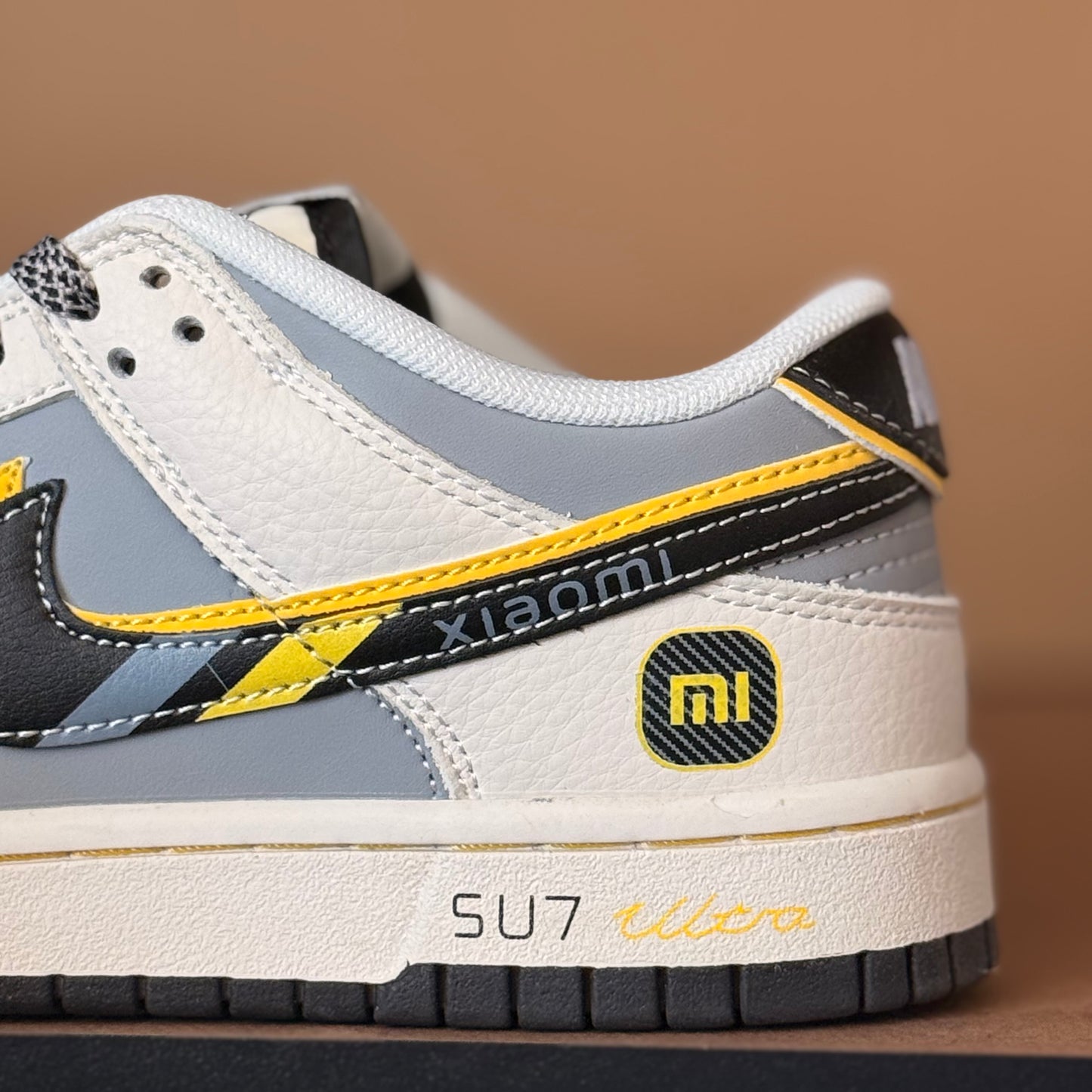 Xiaomi SU7 Dunk Low (Custom)