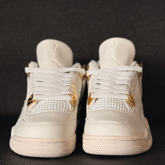 Air Jordan 4 Retro “Metallic Gold”