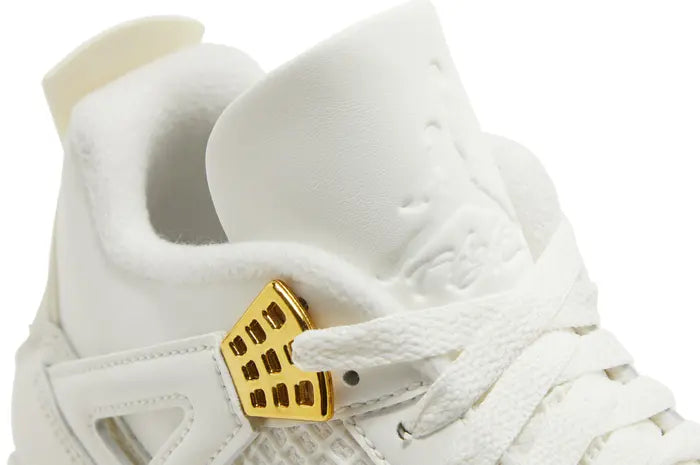 Wmns Air Jordan 4 Retro 'Metallic
Gold'