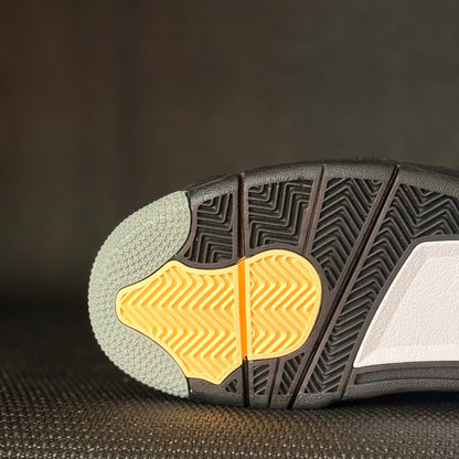 Air Jordan 4 Retro SE Craft 'Olive'