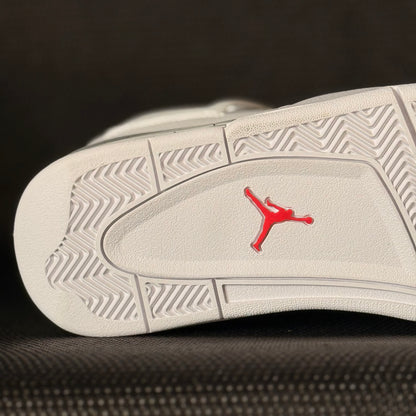 Air Jordan 4 Retro 'White Oreo'
