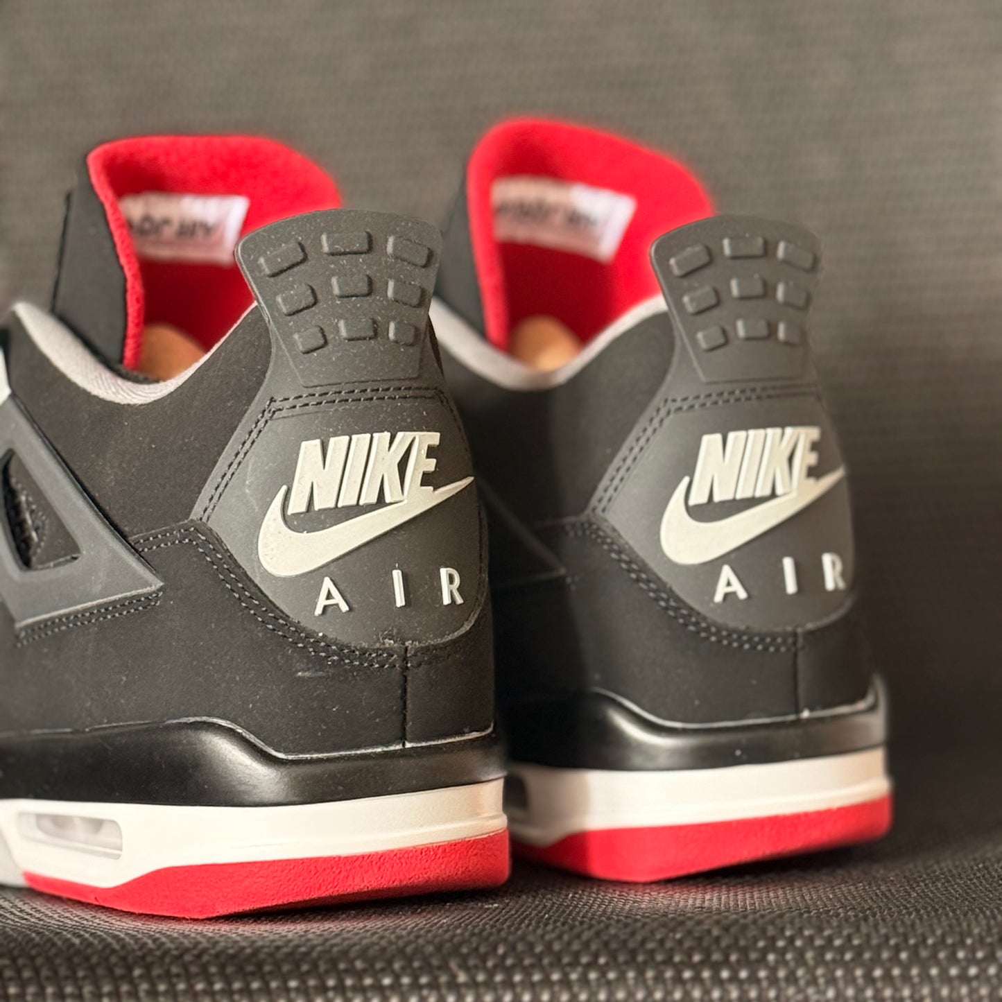 Air Jordan 4 Retro OG 'Bred