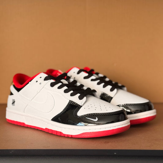 Undefeated × Nike Dunk Low