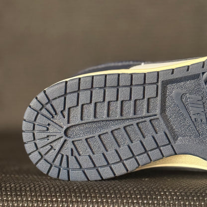 Nike Dunk Low “Navy Aged”