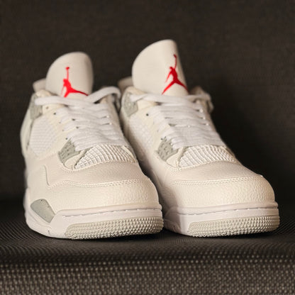 Air Jordan 4 Retro 'White Oreo'