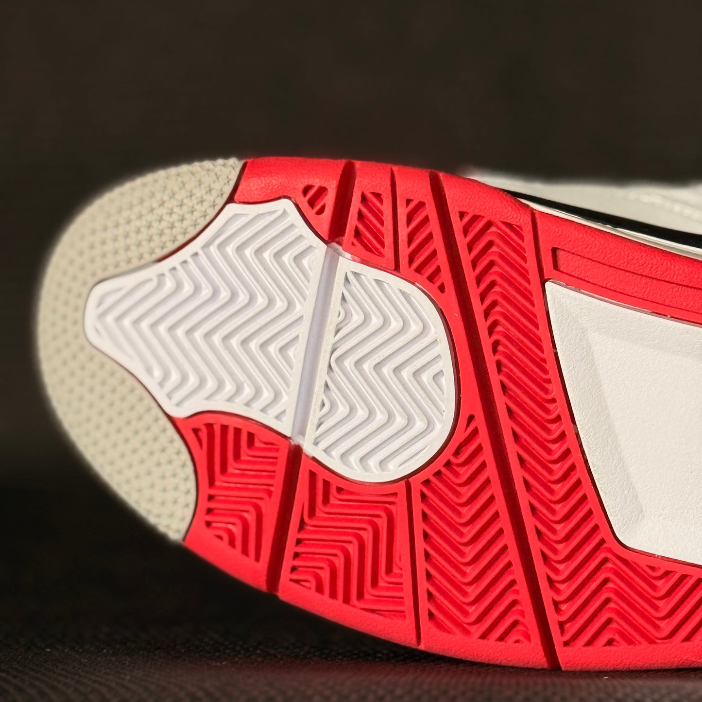 Air Jordan 4 Retro OG 'Fire Red'