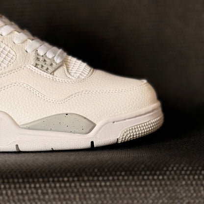 Air Jordan 4 Retro 'White Oreo'
