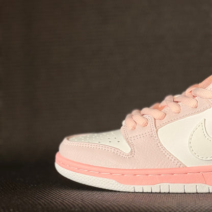 WMNS NIKE DUNK LOW ELITE SB