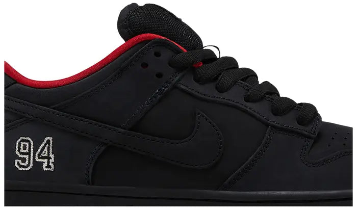 Nike Supreme x Dunk Low SB
'Black'